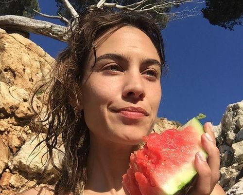 欧美娱乐圈吃瓜趣闻,揭秘那些令人捧腹的吃瓜趣闻